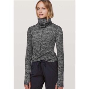 Lululemon Melodic Movement  sz 6 Long Sleeve Turtleneck Space Dye Black White